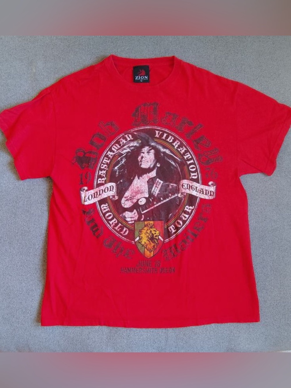 Vtg Red Bob Marley Graphic Tee Rastaman Vibration World Tour